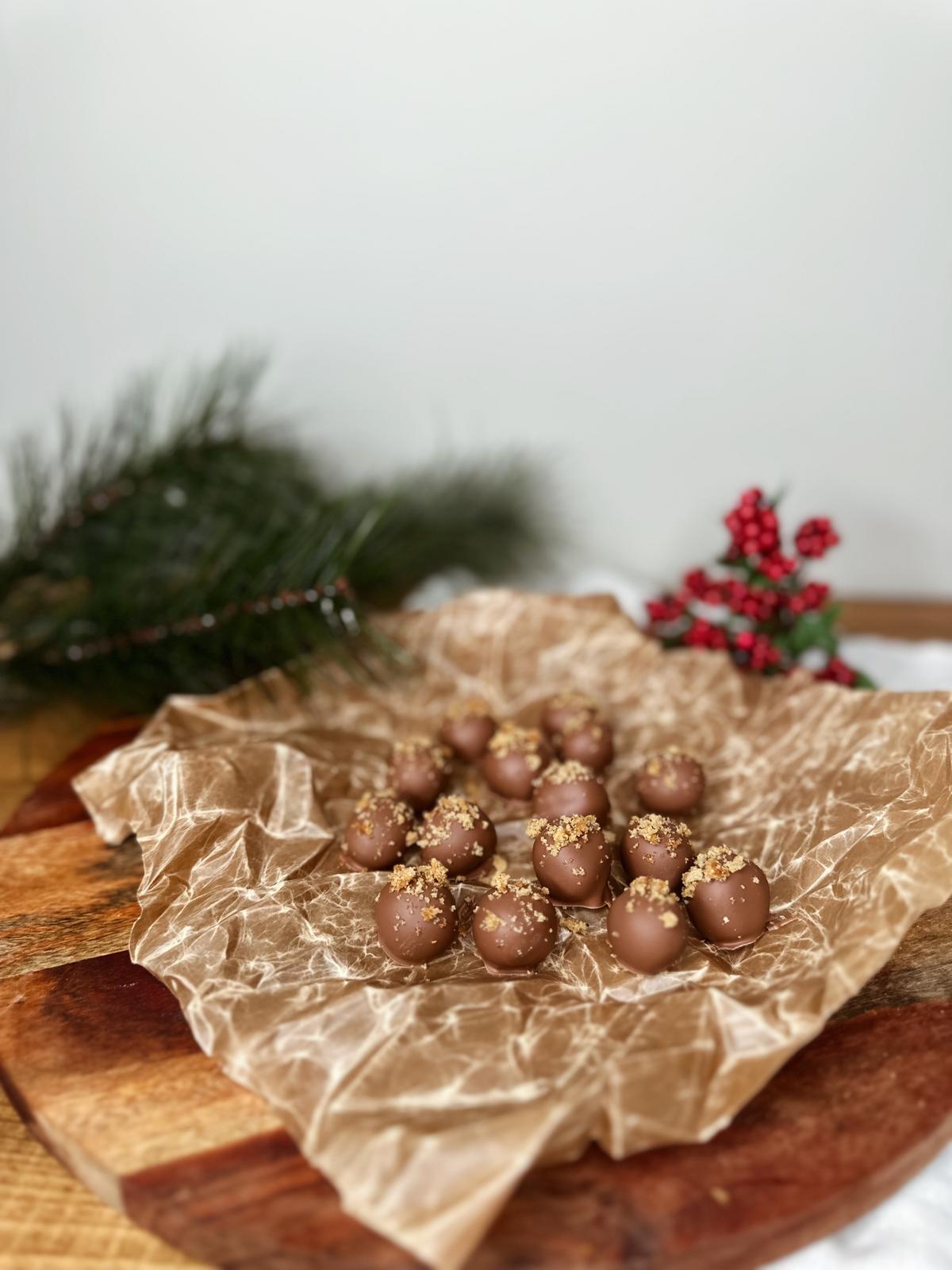 Pepparkaksbollar med mjölkchoklad